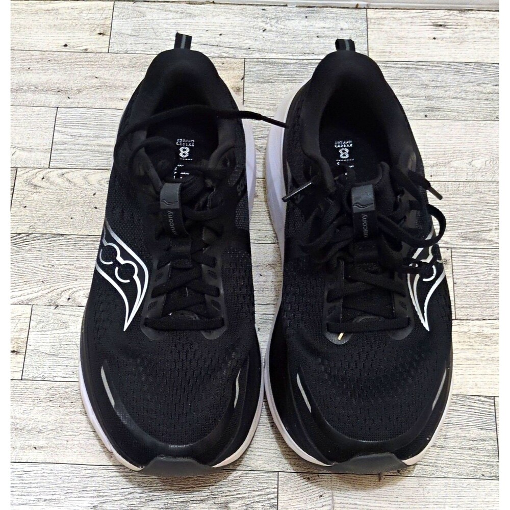 Saucony Guide 18 Wide Women’s Lace-Up Mesh Sneakers Black/White Size 9.5